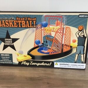 Championship Head to Head Basketball Game  Ages 6+ New in Sealed Box